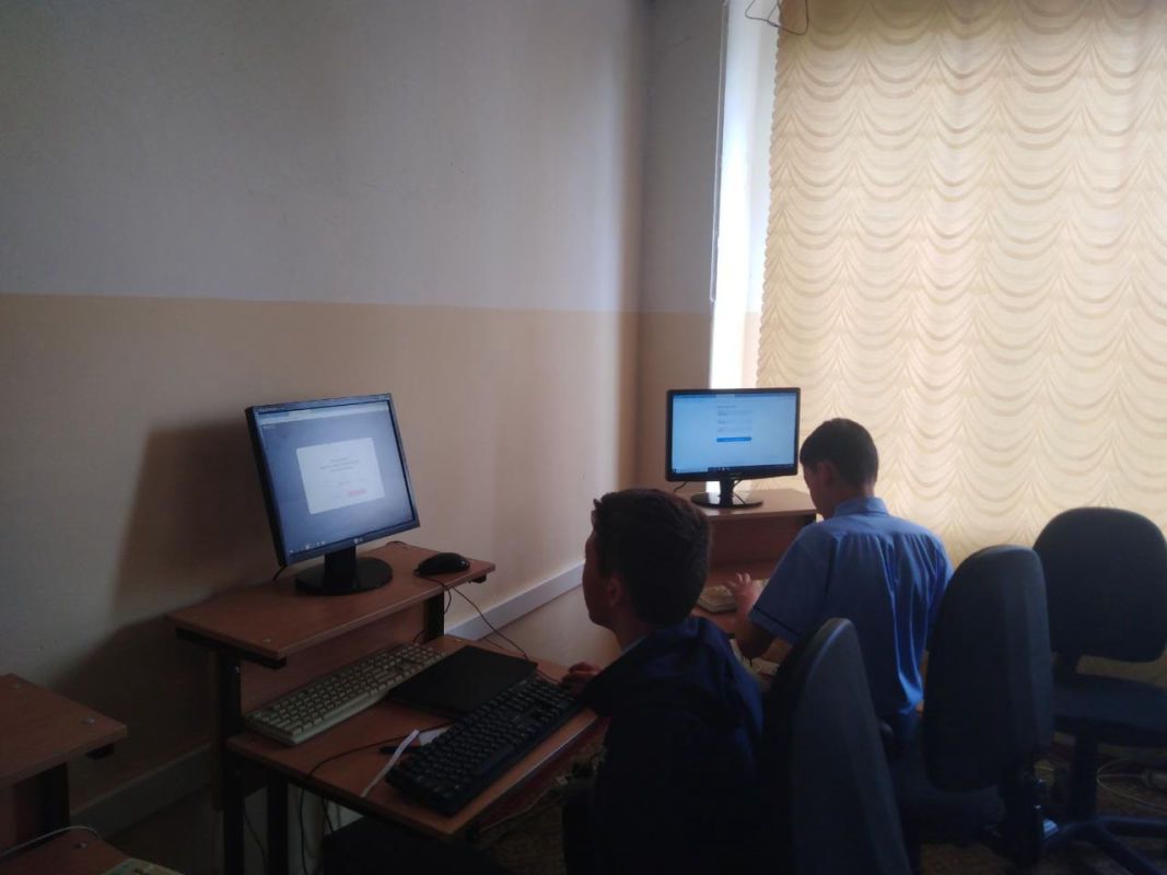 28.09 учащиеся 7-11 классов приняли участие в онлайн олимпиаде по физике на сайте "Сириус"